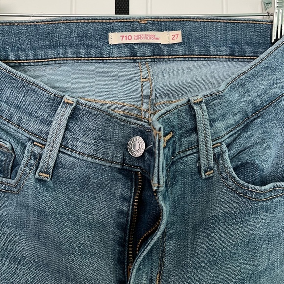 Levis 710 Super Skinny - Picture 2 of 9
